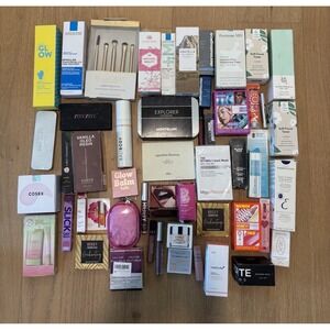 NEW 50 PIECE RESELLER LOT Makeup skincare CLINIQUE Clinique Mac Perricone Kylie